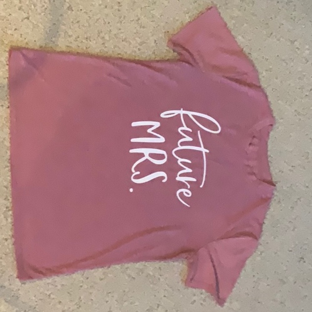 “Future Mrs.” cute t-shirt. Heathered rose colored. Women’s size large
